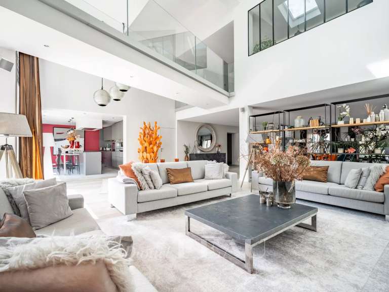 Maison Colombes - 4 chambres - 388m²