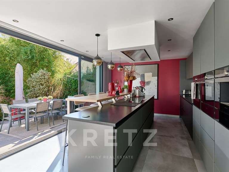 Maison Colombes - 5 chambres - 293m²
