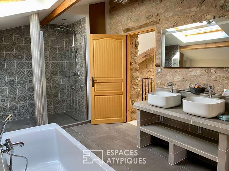 Maison Colombier-le-Jeune - 4 chambres - 350m²
