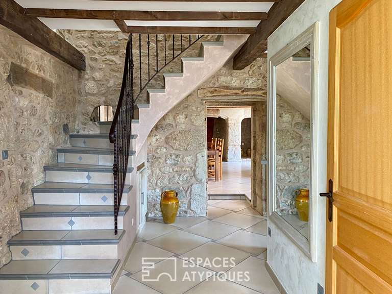 Maison Colombier-le-Jeune - 4 chambres - 350m²