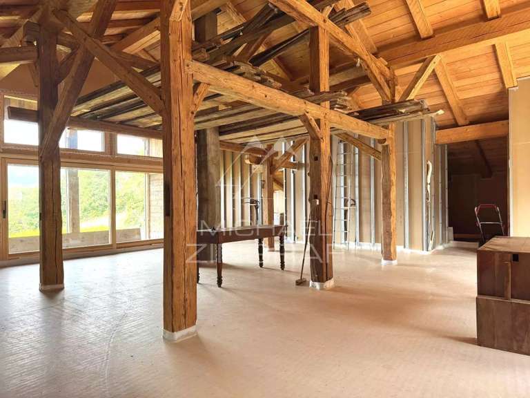 Bien atypique Combloux - 417m²