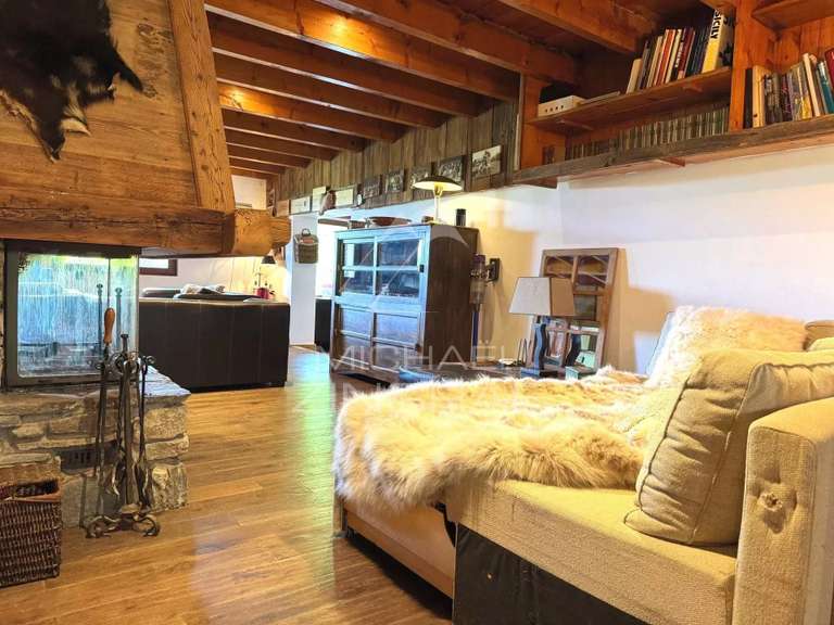 Bien atypique Combloux - 417m²