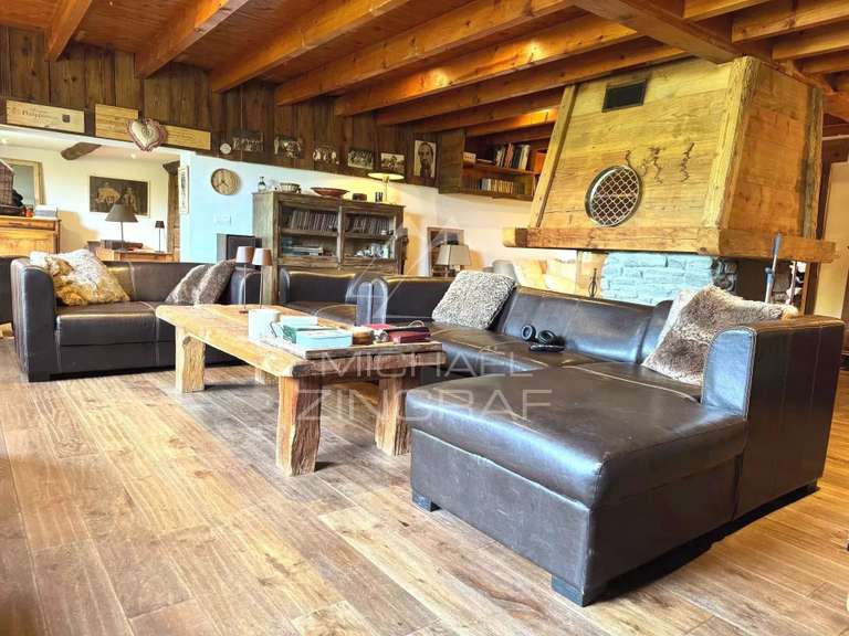 Bien atypique Combloux - 417m²