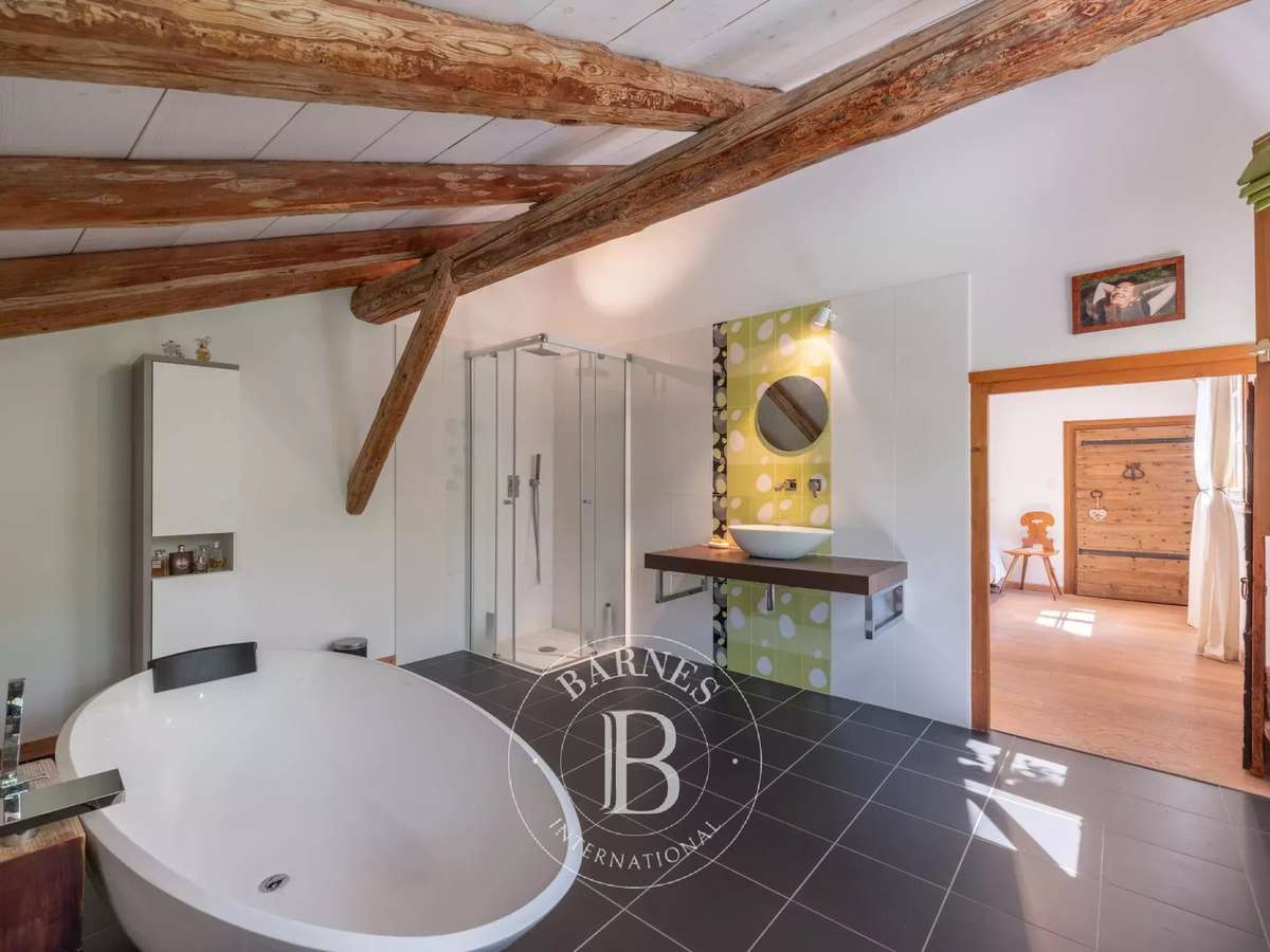 Unusual property Combloux