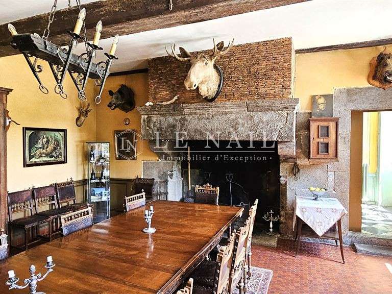 Château Combourg - 16 chambres - 850m²