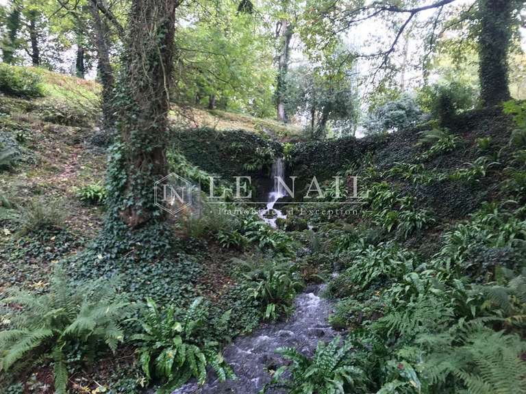 Château Combourg - 16 chambres - 850m²