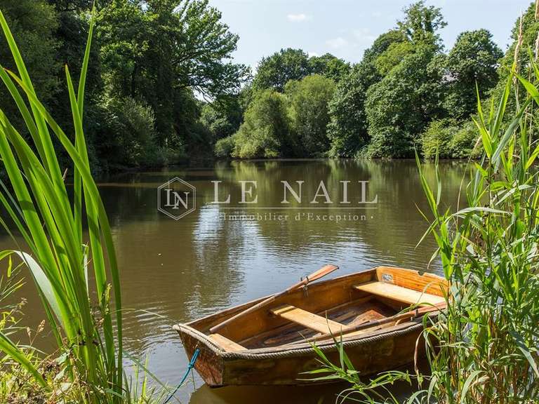 Château Combourg - 16 chambres - 850m²