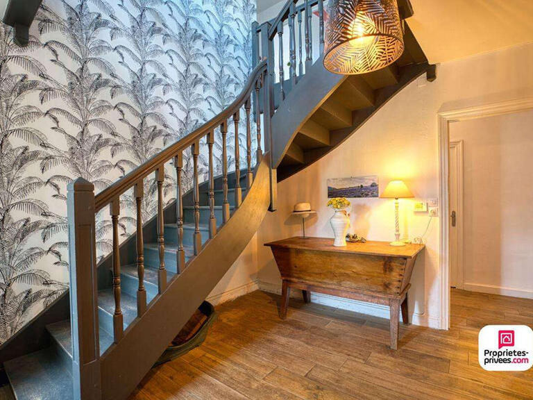 House Communay - 7 bedrooms