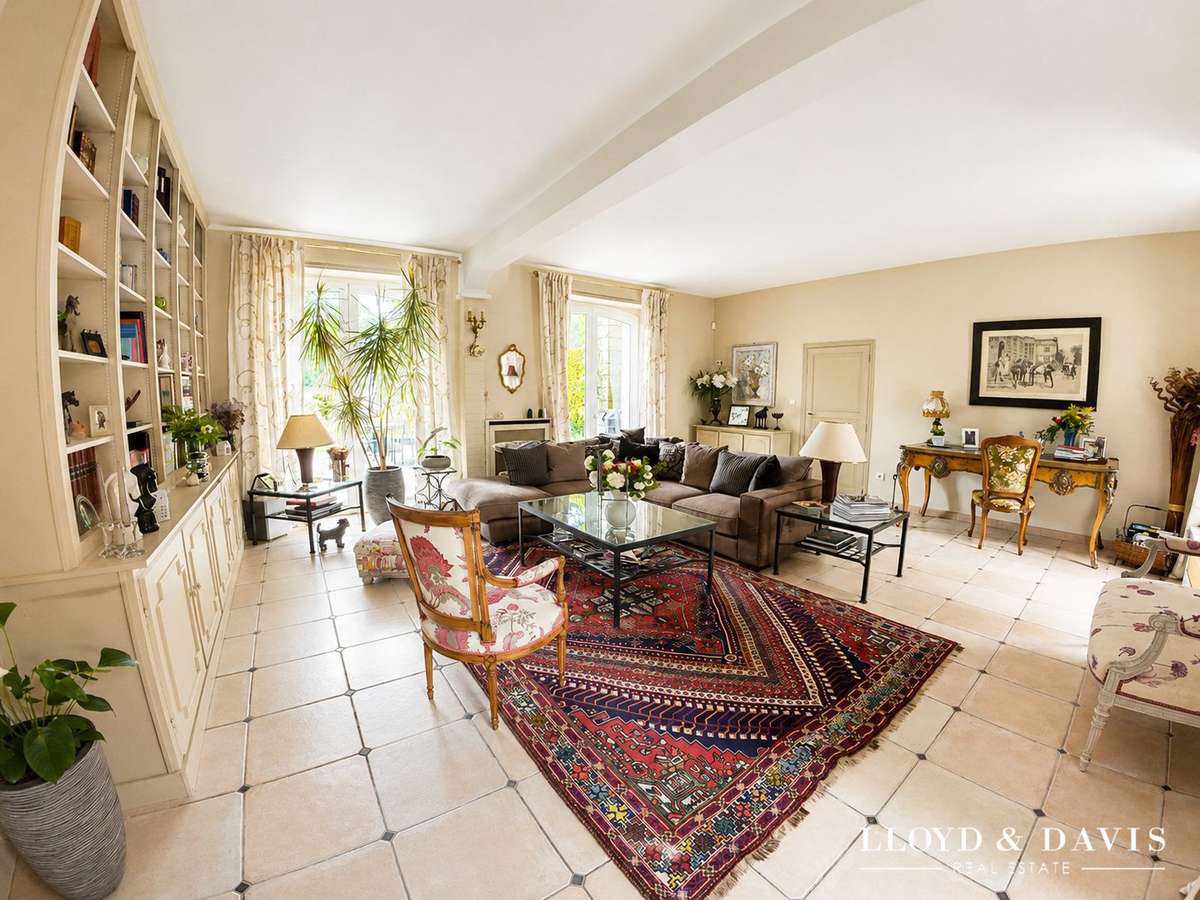 House Compiègne