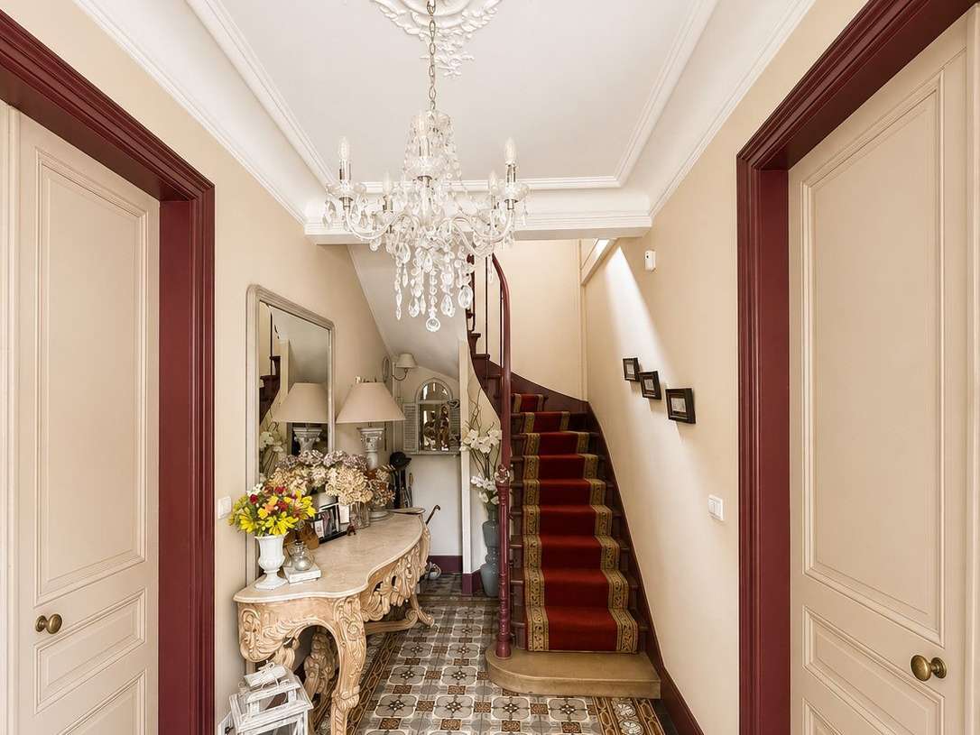 House Compiègne