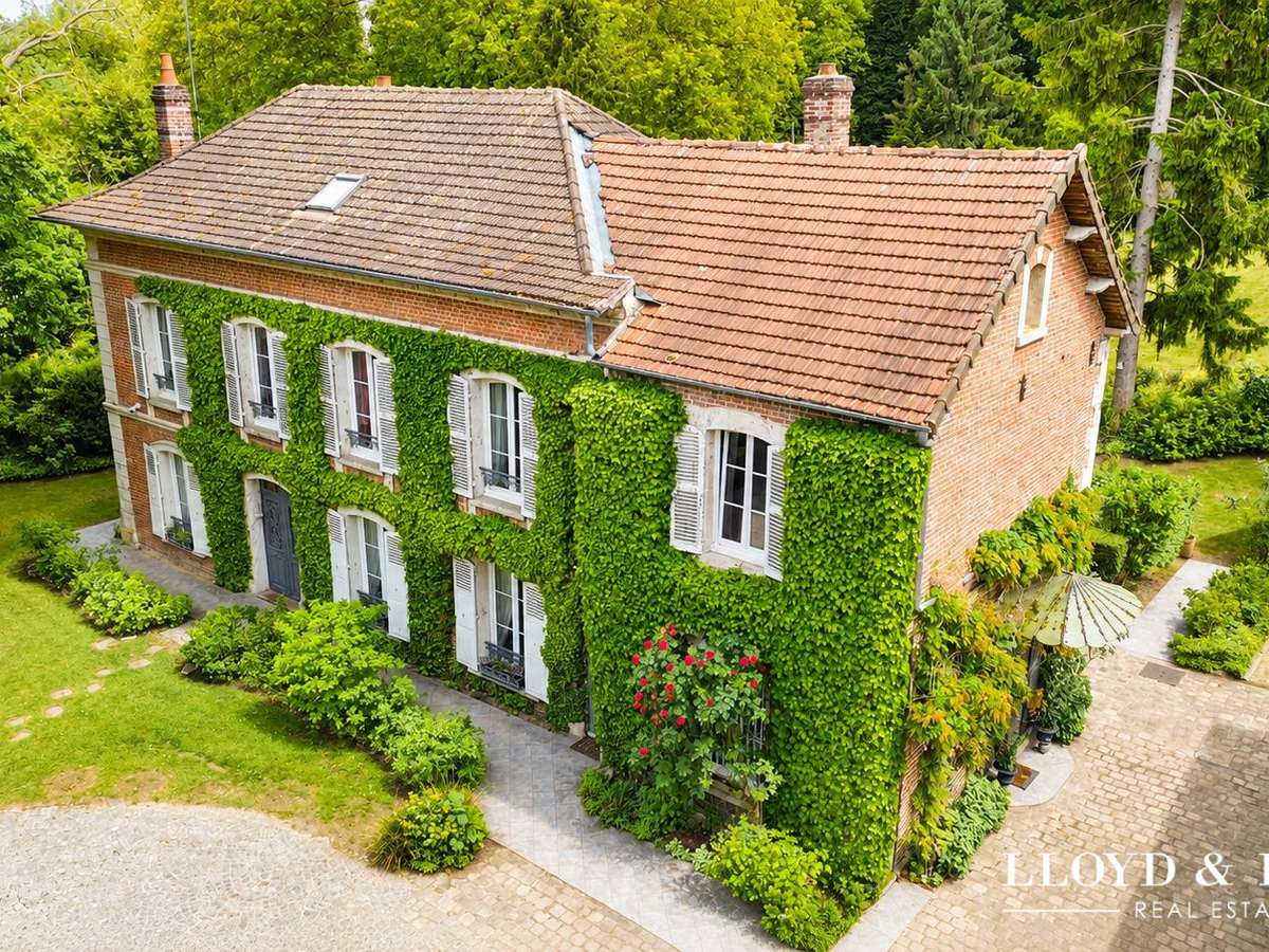House Compiègne