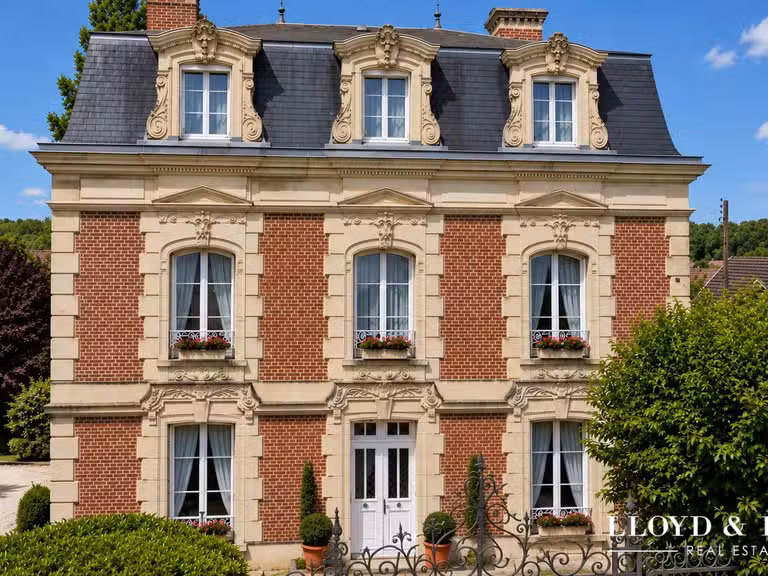 House Compiègne - 7 bedrooms - 280m²
