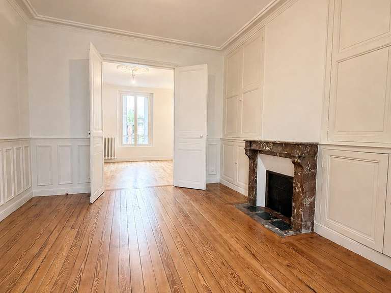 Maison Compiègne - 7 chambres - 231m²