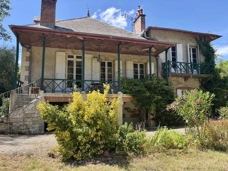 Maison Condom - 4 chambres - 222m²