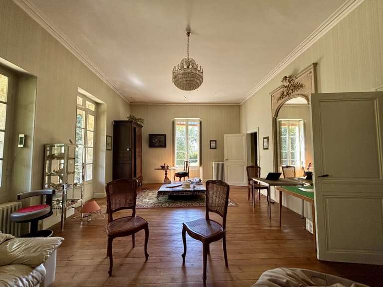 Maison Condom - 4 chambres - 222m²