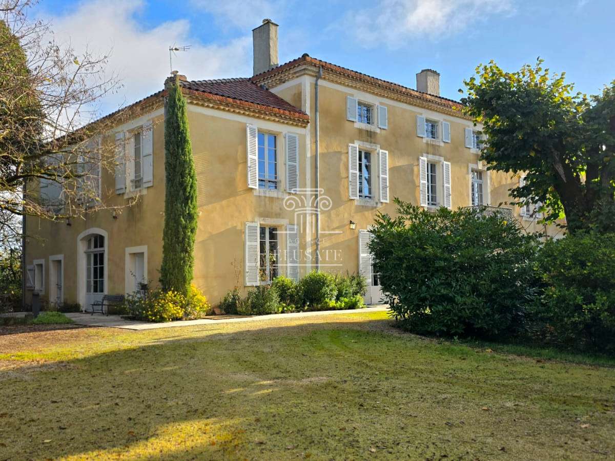 Maison Condom