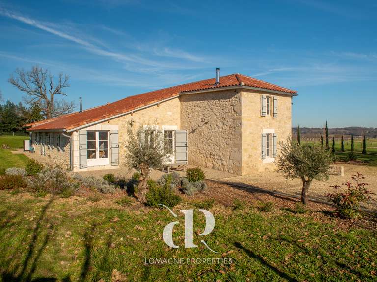 Maison Condom - 3 chambres - 235m²