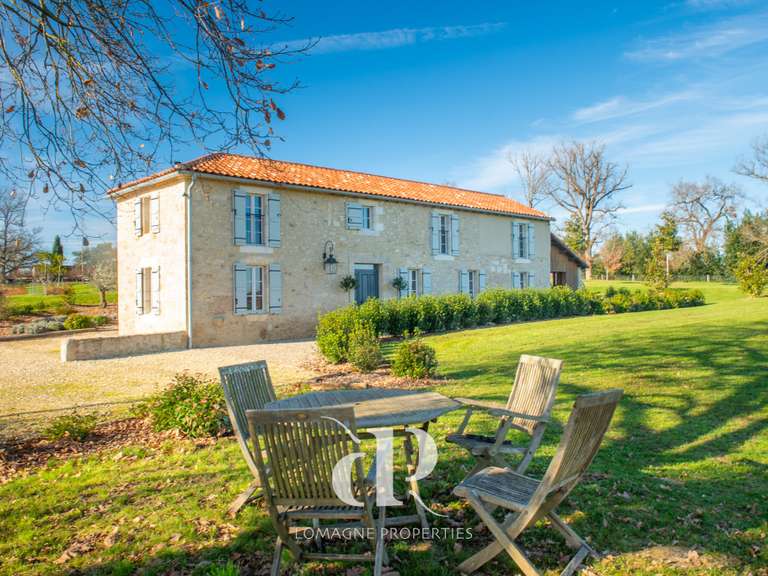 Maison Condom - 3 chambres - 235m²