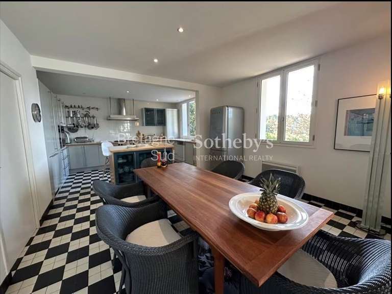 Maison Confort-Meilars - 3 chambres - 240m²