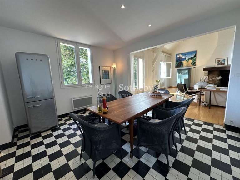 Maison Confort-Meilars - 3 chambres - 240m²