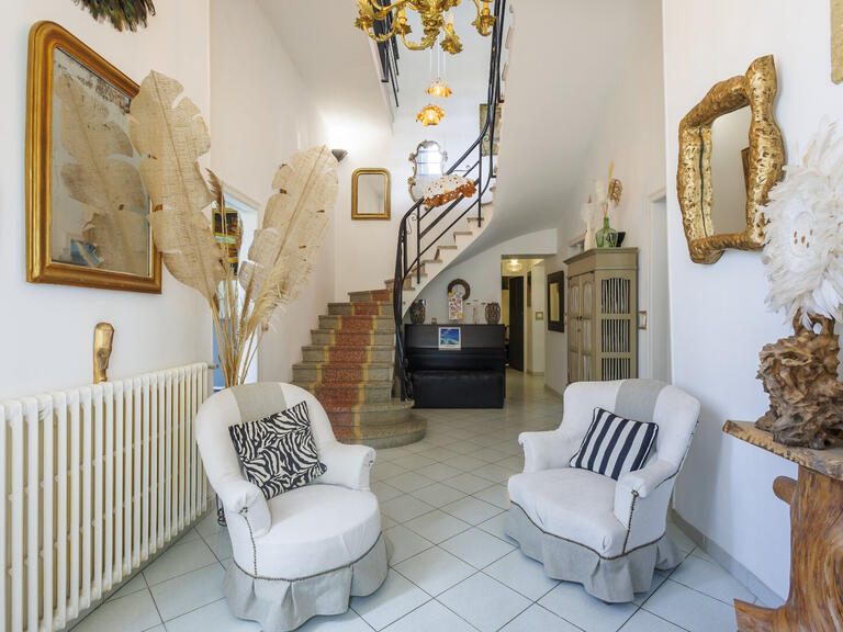 Maison Connaux - 408m²