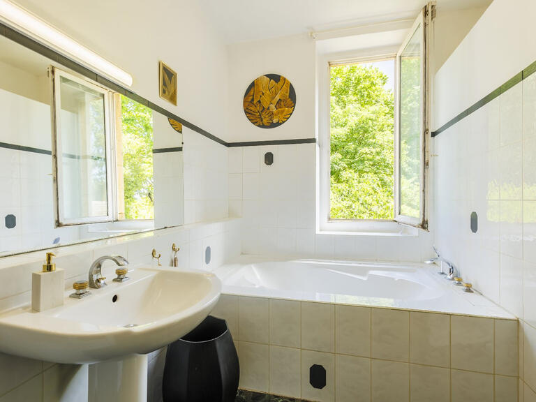 Maison Connaux - 408m²
