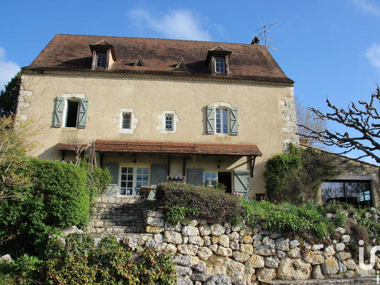 Villa à ConnedeLabarde Vente de luxe BellesPierres