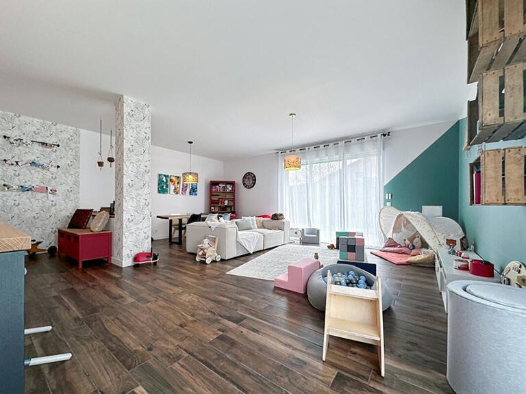 Sale Apartment Contamine-sur-Arve - 3 bedrooms