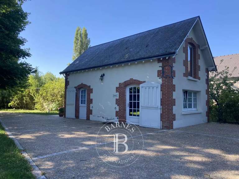 Château Contres - 8 chambres - 480m²