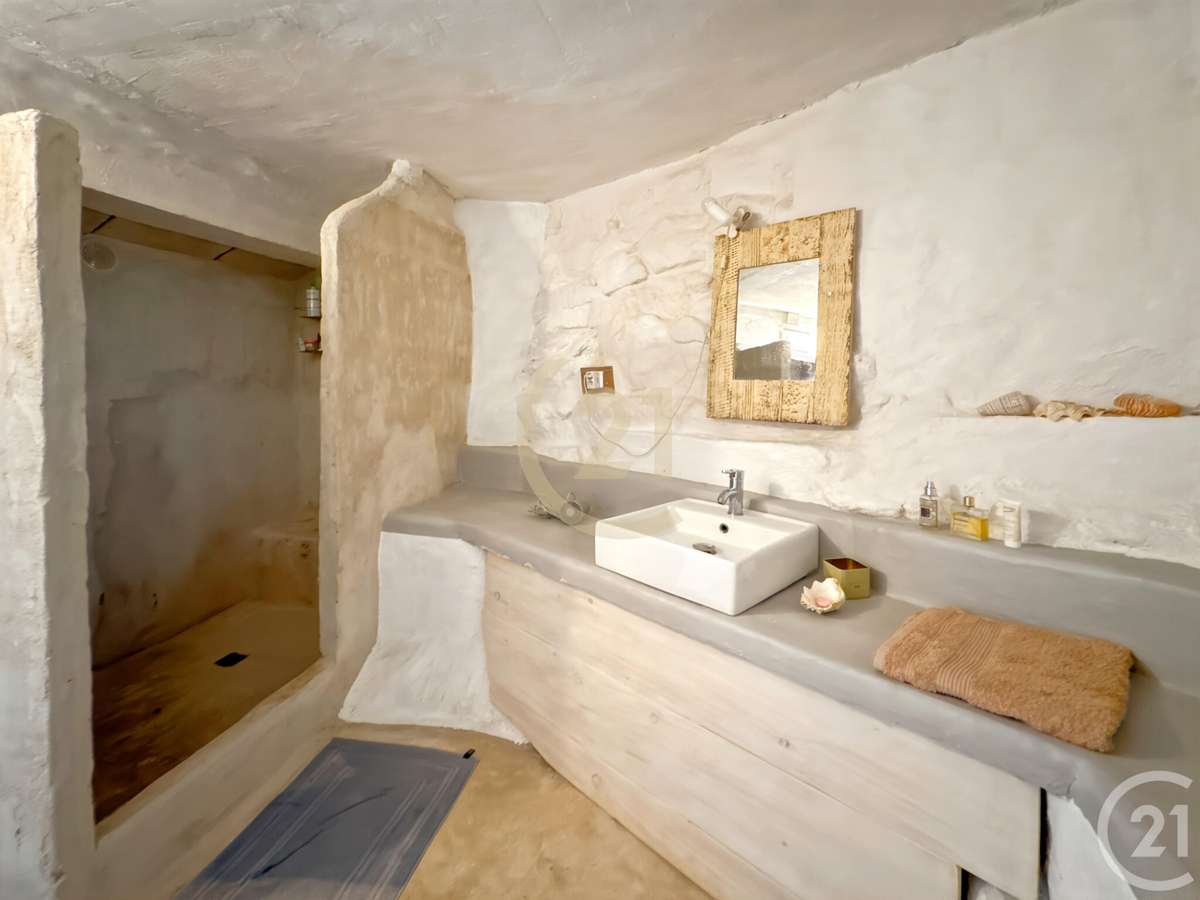 Maison Corbara