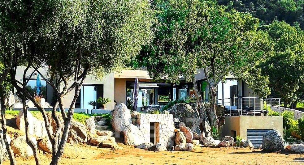 Maison Corbara