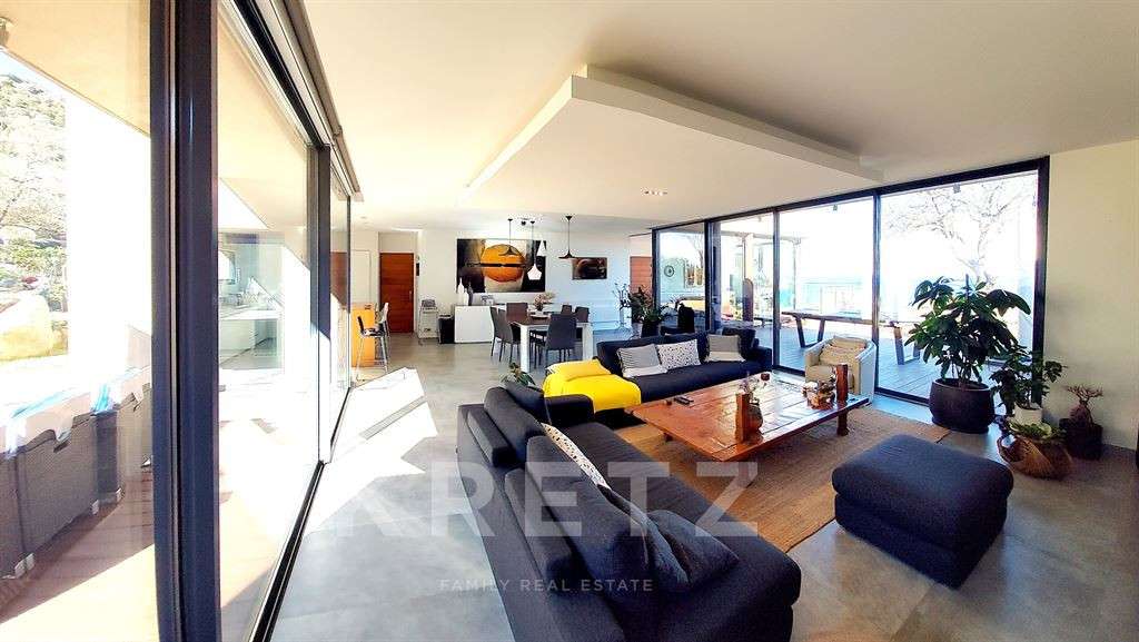 Maison Corbara