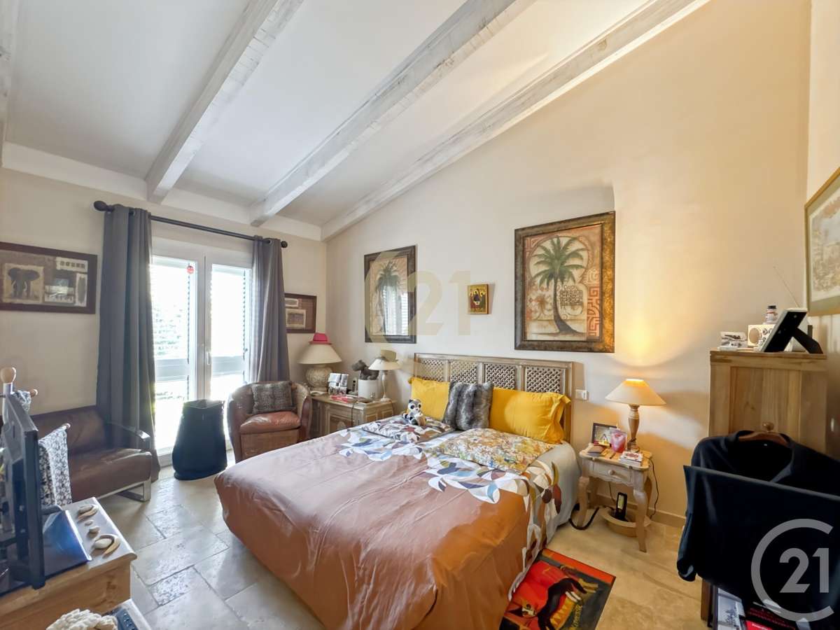 Maison Corbara