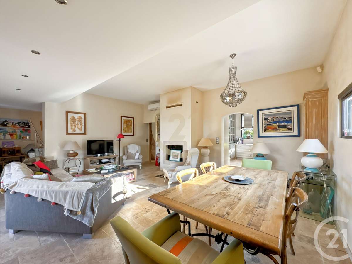 Maison Corbara