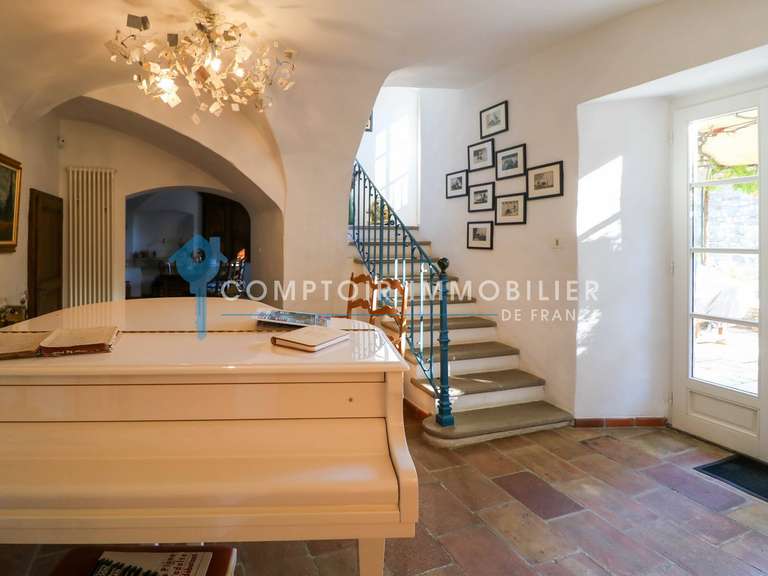 Maison Corconne - 5 chambres - 202m²