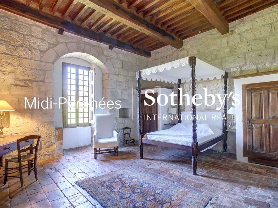 Castle Cordes-sur-Ciel