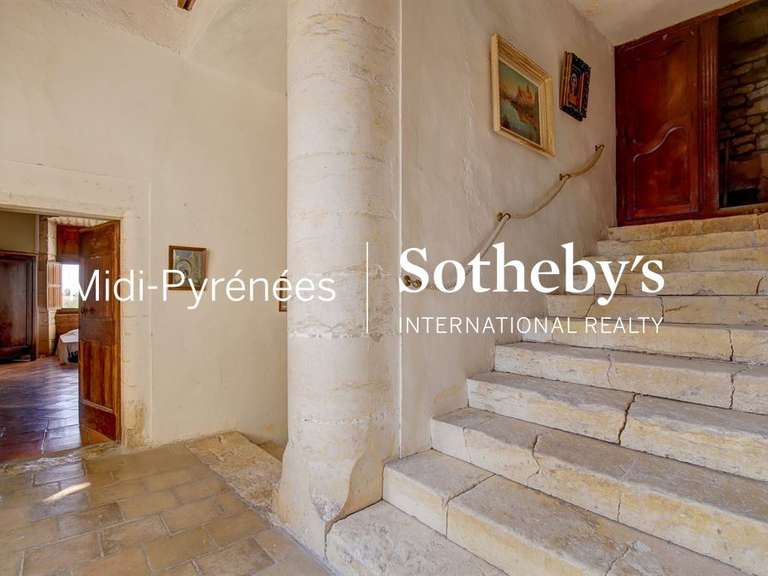 Castle Cordes-sur-Ciel - 7 bedrooms - 470m²