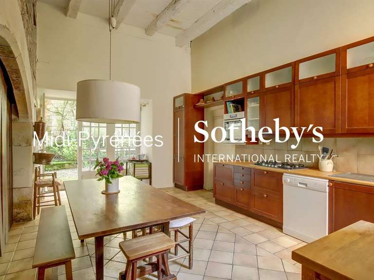 Castle Cordes-sur-Ciel - 7 bedrooms - 470m²