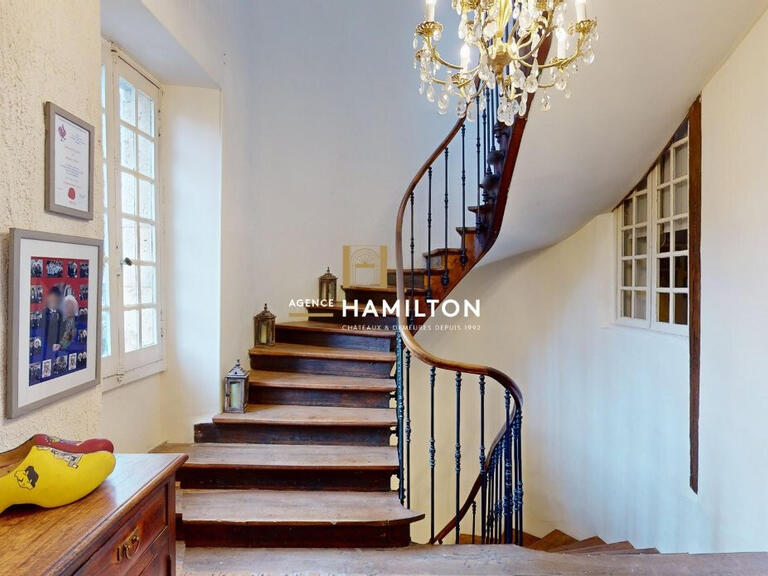 Maison Cordes-sur-Ciel - 5 chambres - 306m²