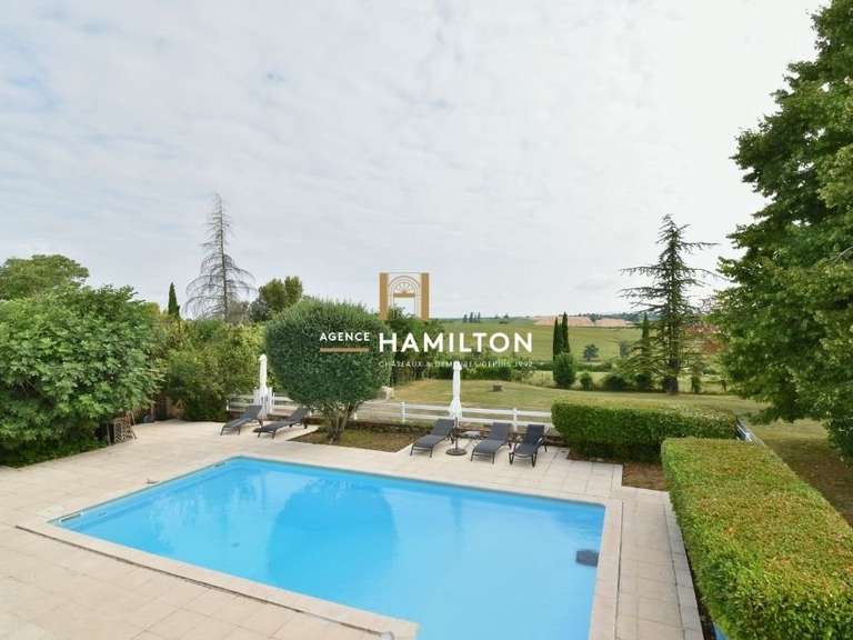 Maison Cordes-sur-Ciel - 16 chambres - 830m²