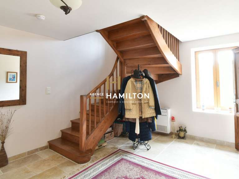 Maison Cordes-sur-Ciel - 4 chambres - 197m²