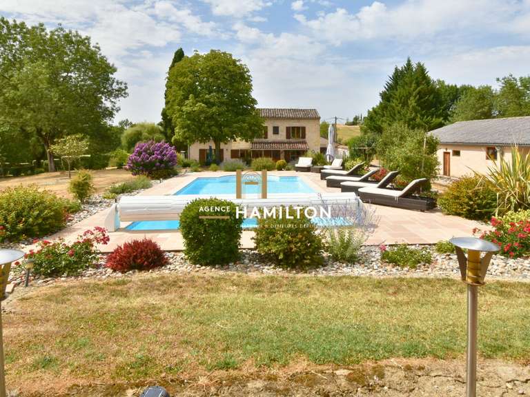 Maison Cordes-sur-Ciel - 4 chambres - 197m²