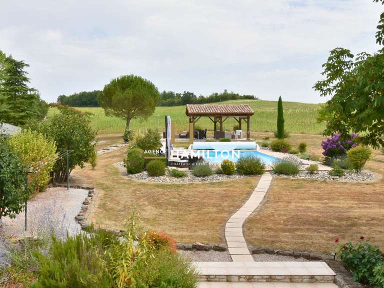 Maison Cordes-sur-Ciel - 4 chambres - 197m²