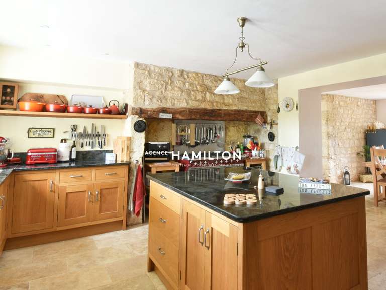 Maison Cordes-sur-Ciel - 4 chambres - 197m²