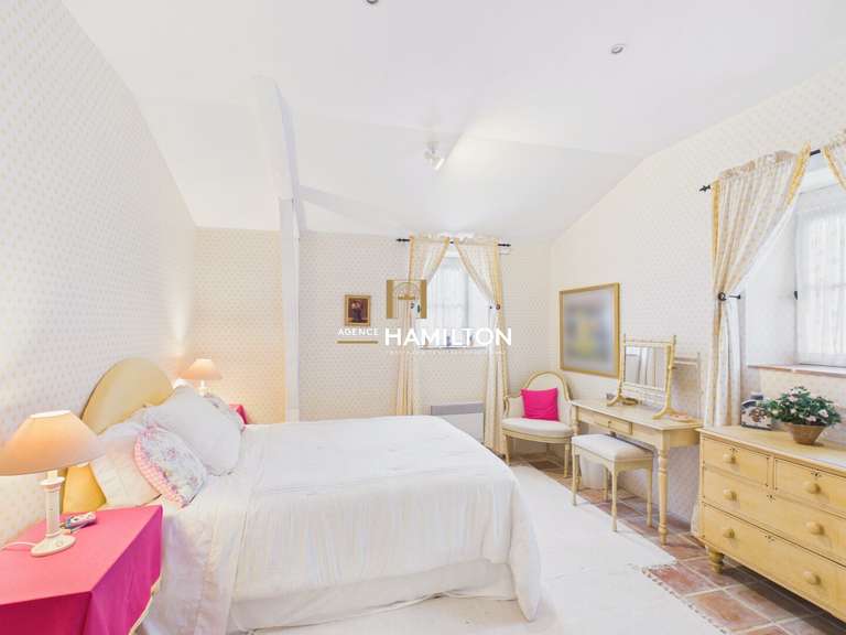 Maison Cordes-sur-Ciel - 7 chambres - 360m²