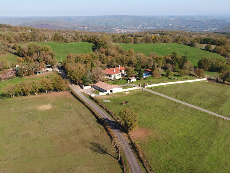 Propriété Cordes-sur-Ciel - 5 chambres - 350m²