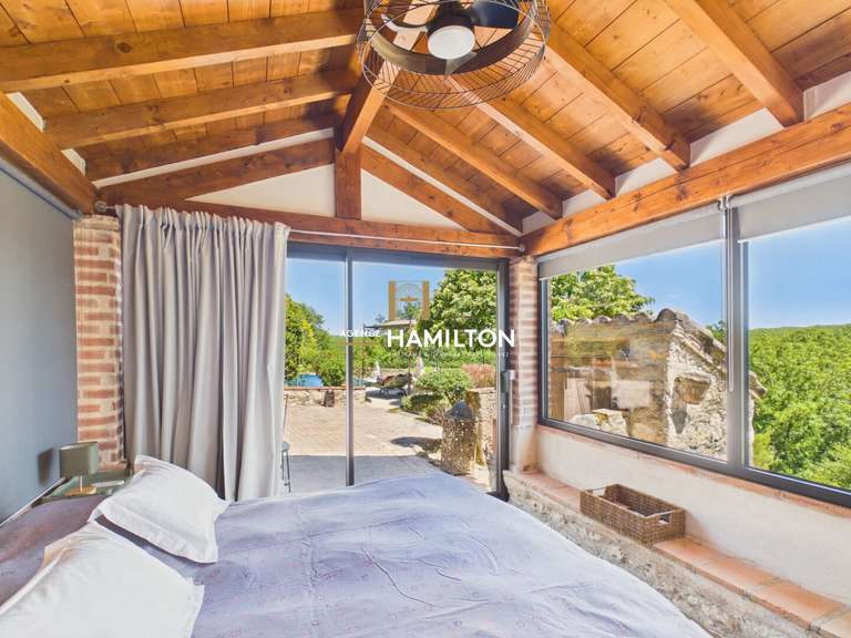 Propriété Cordes-sur-Ciel - 5 chambres - 230m²