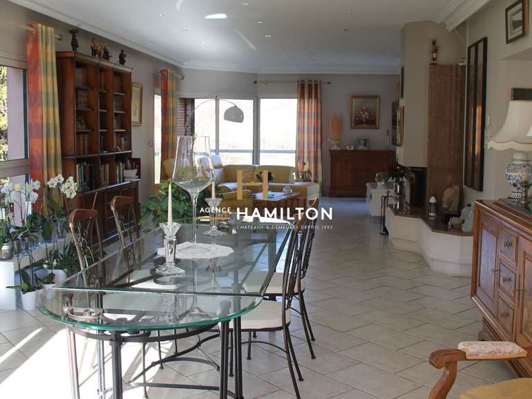 Villa Cordes-sur-Ciel - 3 bedrooms - 251m²
