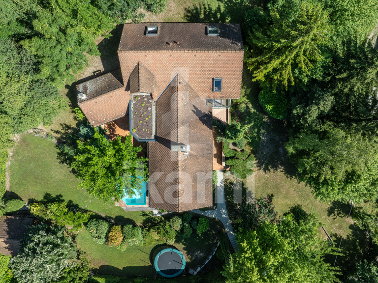 Maison Corenc - 4 chambres - 246m²