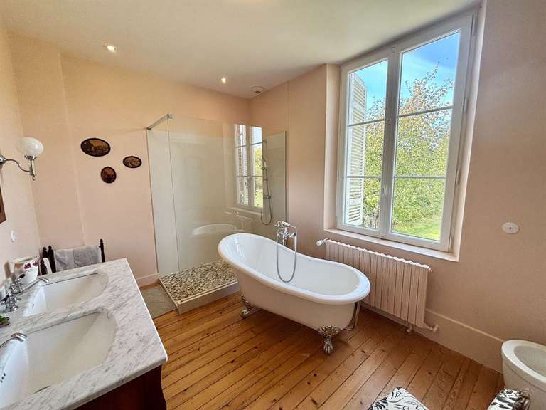 Maison Cormeilles - 6 chambres - 200m²